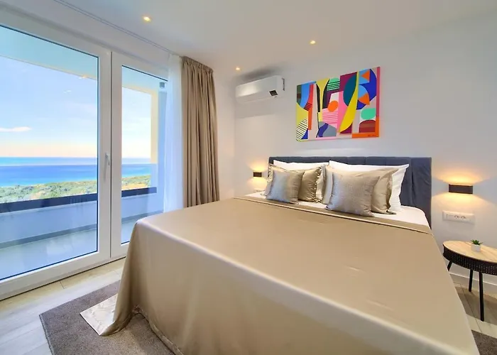 Vista Novalja Villa *